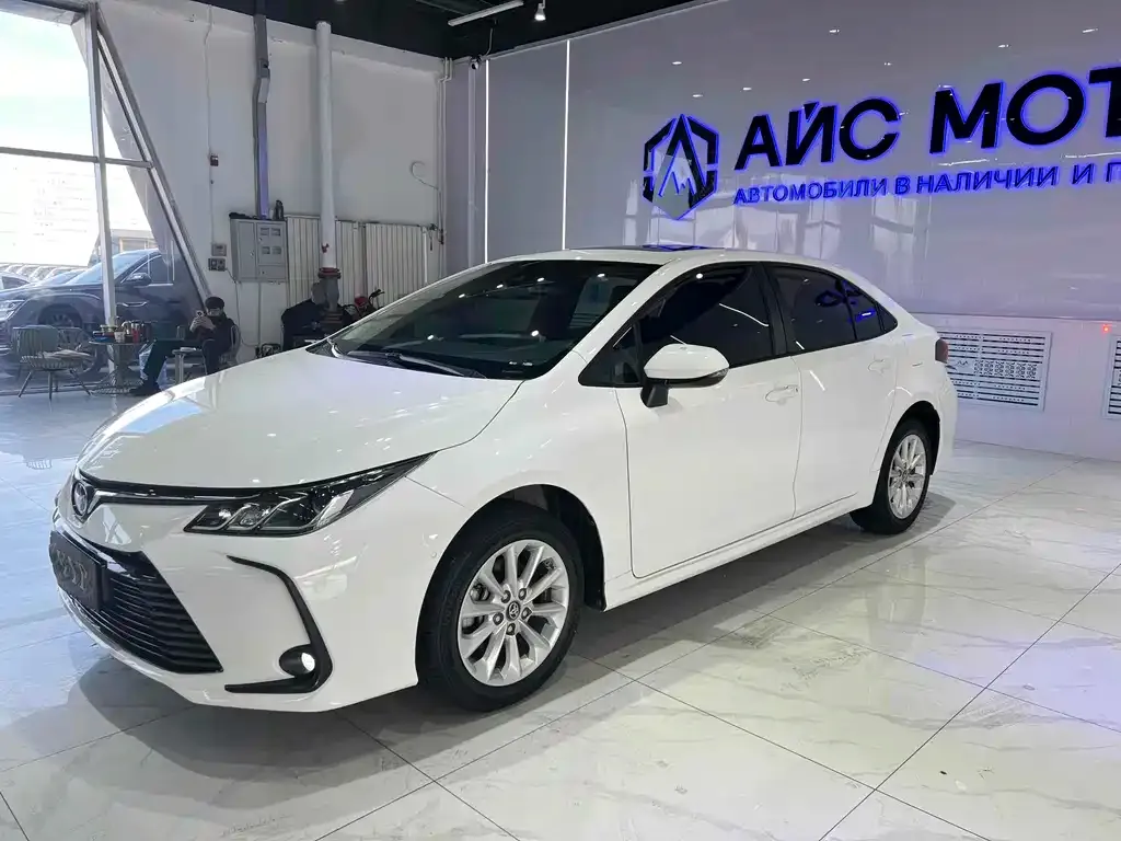 Toyota Corolla 2021 из CN, фото 1