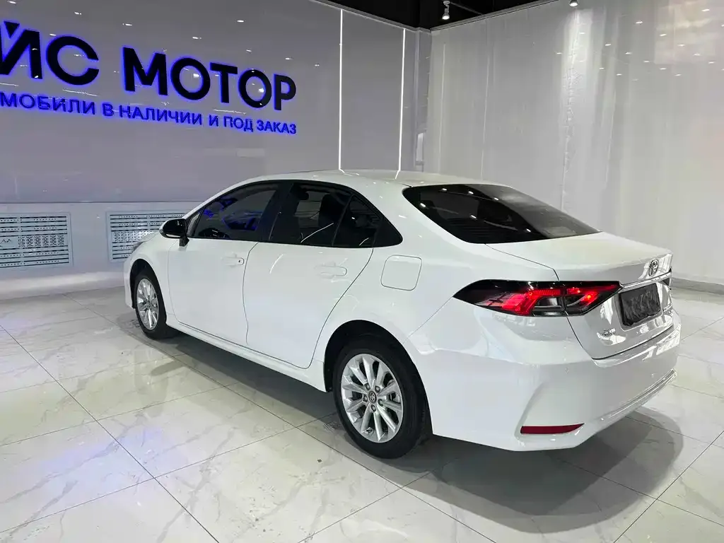 Toyota Corolla 2021 из CN, фото 4