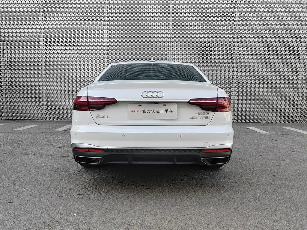 Audi A4L 2021 из CN, фото 5