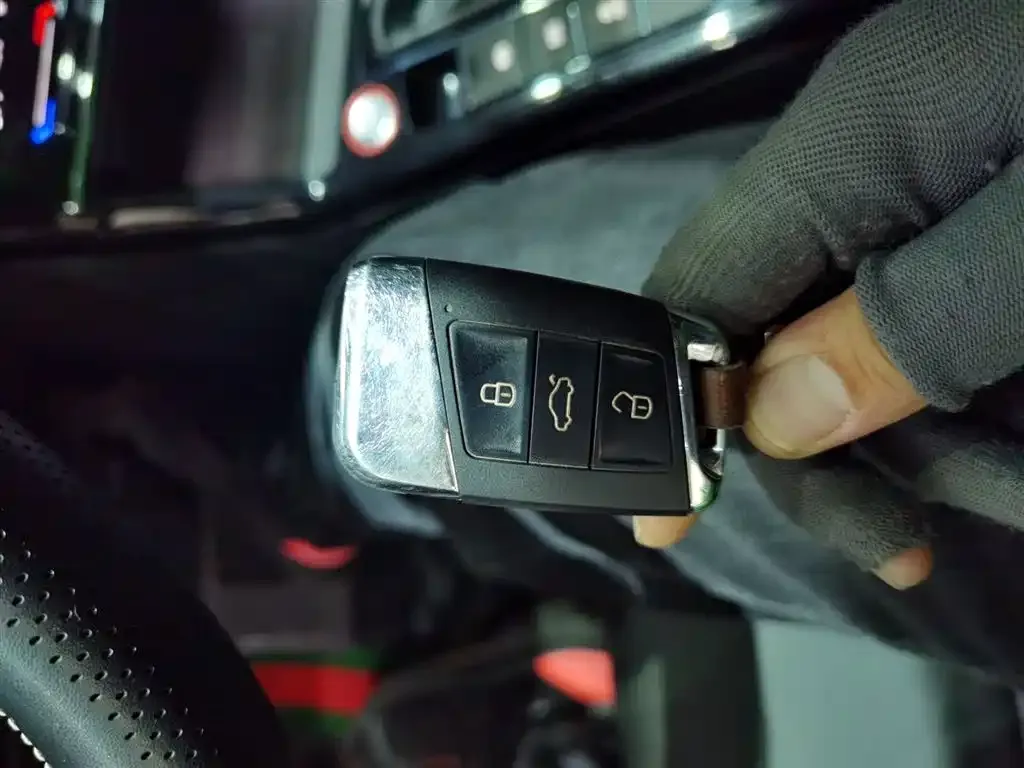 Volkswagen Passat 2021 из CN, фото 9