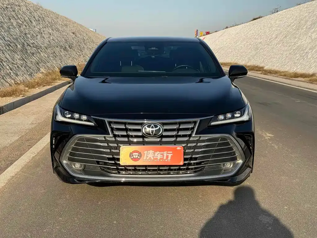 Toyota Avalon 2024 из CN, фото 2