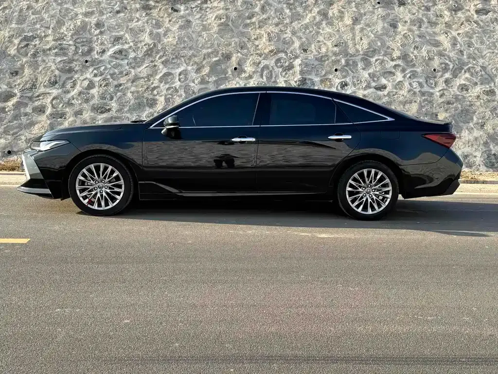 Toyota Avalon 2024 из CN, фото 3
