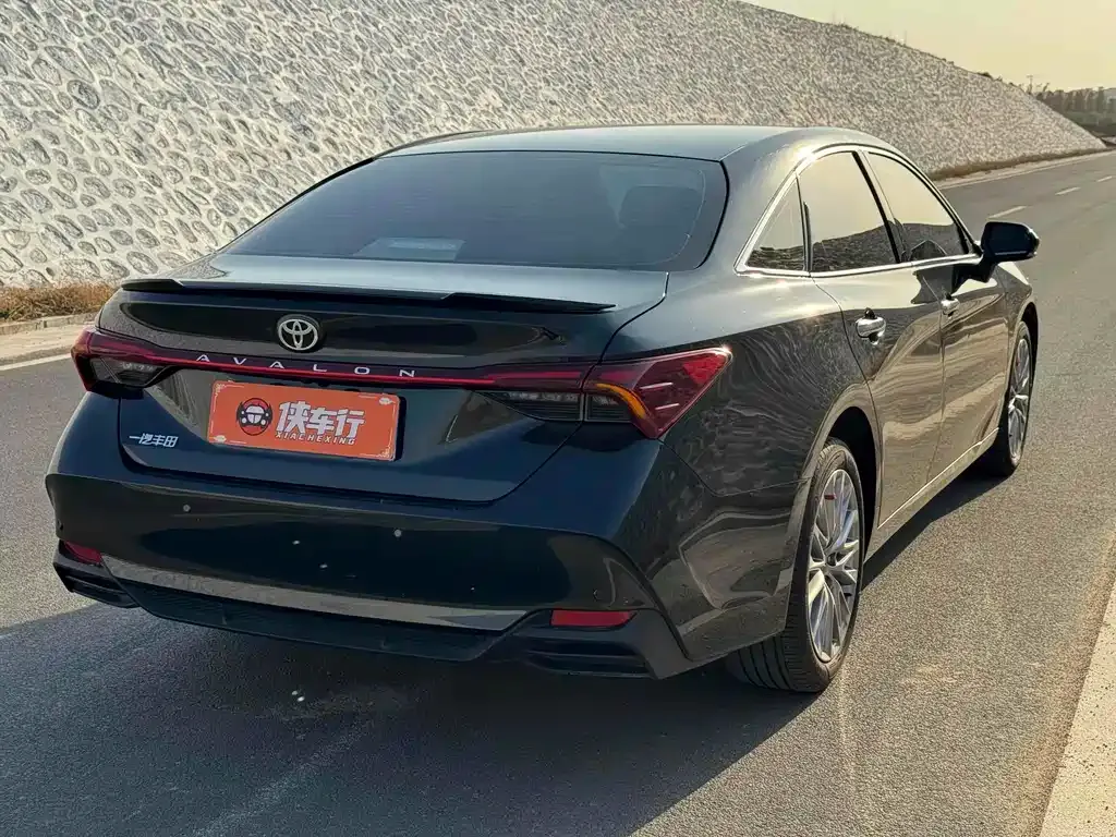Toyota Avalon 2024 из CN, фото 4