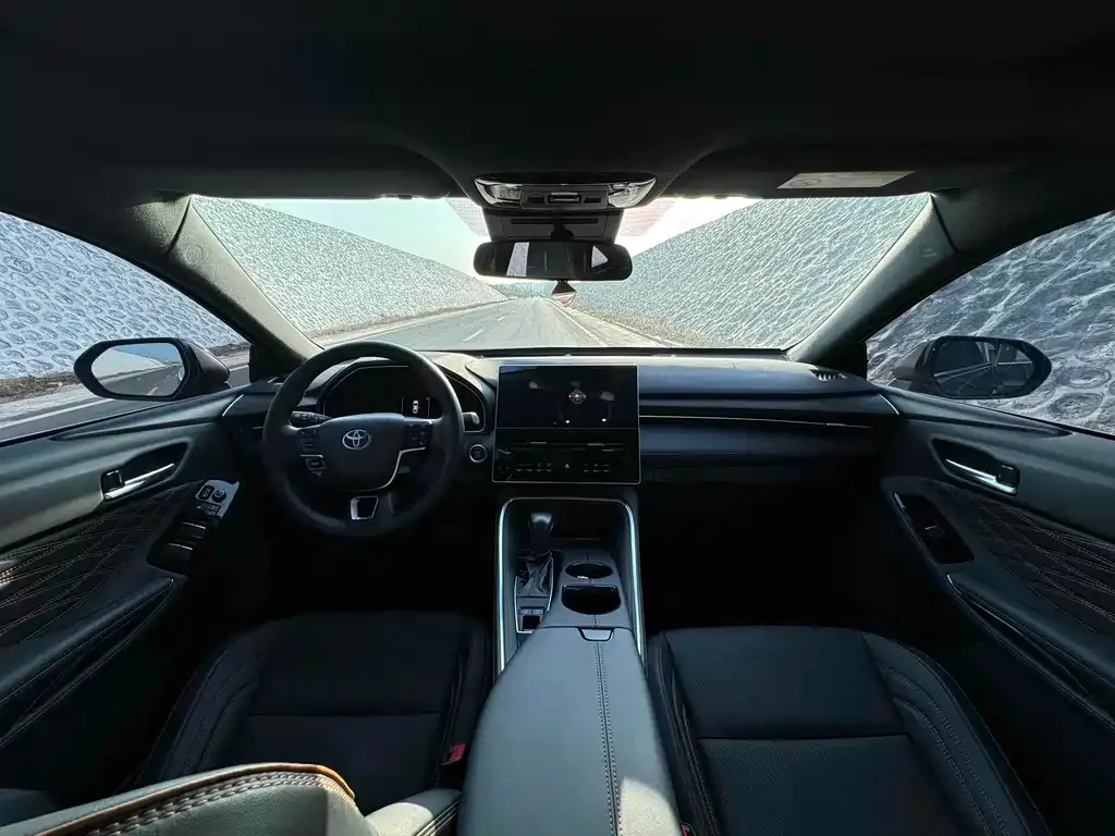 Toyota Avalon 2024 из CN, фото 7