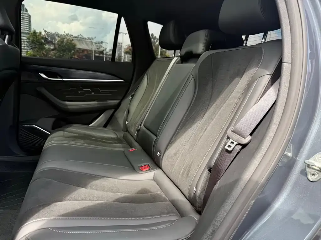 Geely Xingyue L 2023 из CN, фото 10