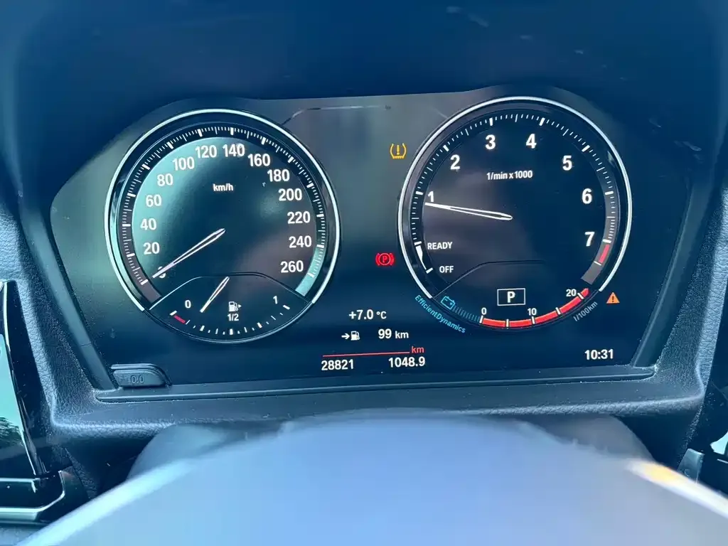 BMW 1 Series 2021 из CN, фото 10