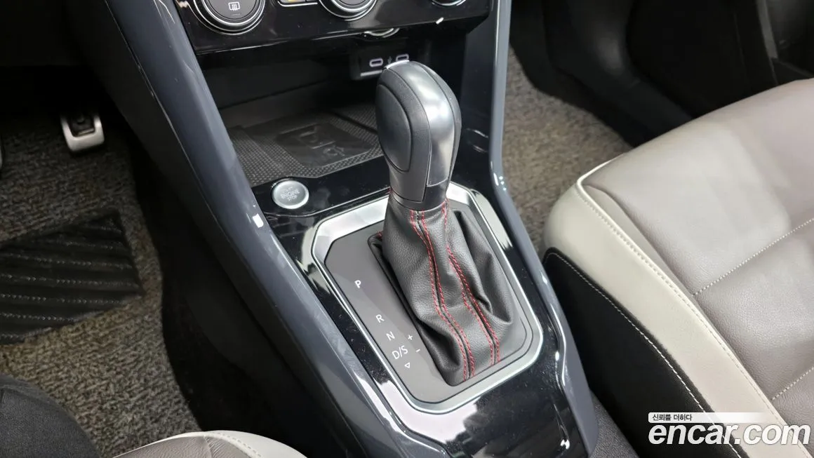 Volkswagen T-Roc 2021 из KR, фото 9