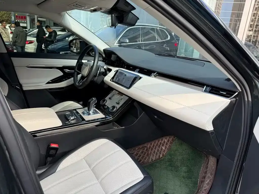 Land Rover Evoque 2023 из CN, фото 5
