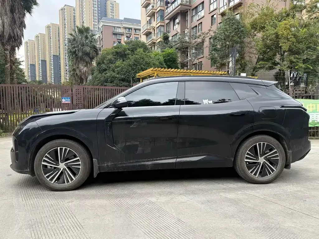 Lynk & Co 08 EM-P 2024 из CN, фото 3