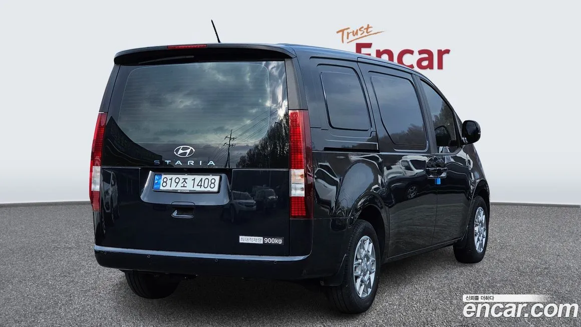 Hyundai Staria — фото 2