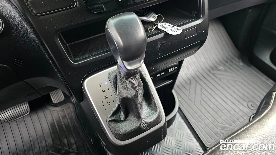 Hyundai Staria — фото 9