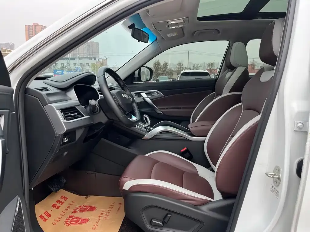 Geely Boyue 2023 из CN, фото 7