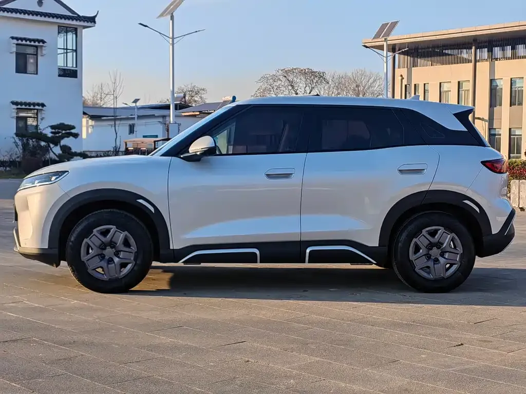 BYD Yuan UP 2025 из CN, фото 4