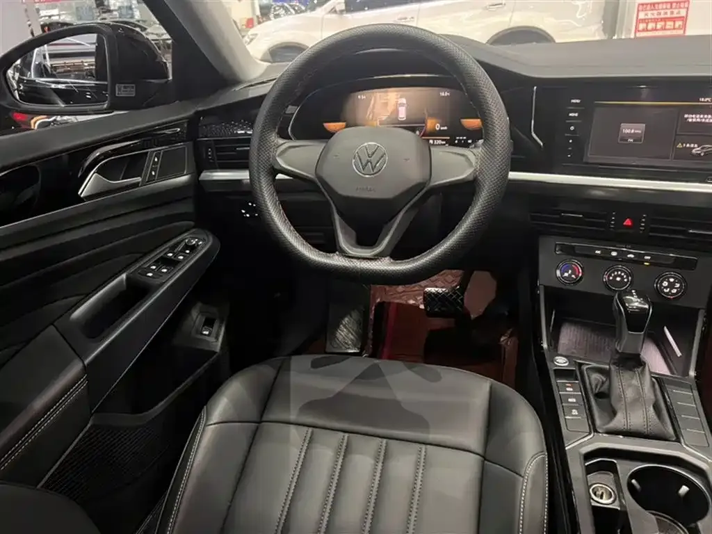 Volkswagen Passat — фото 10