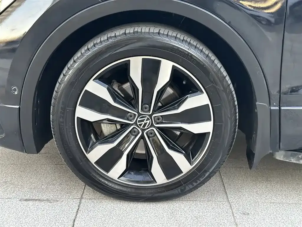 Volkswagen Tiguan L 2022 из CN, фото 10