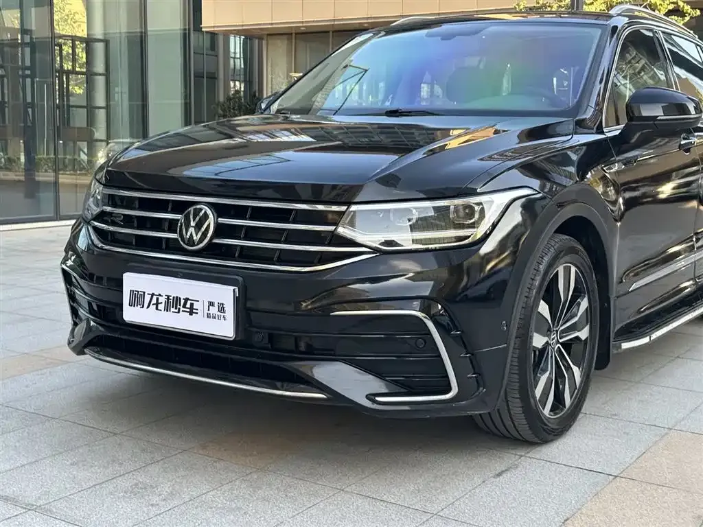 Volkswagen Tiguan L 2022 из CN, фото 3