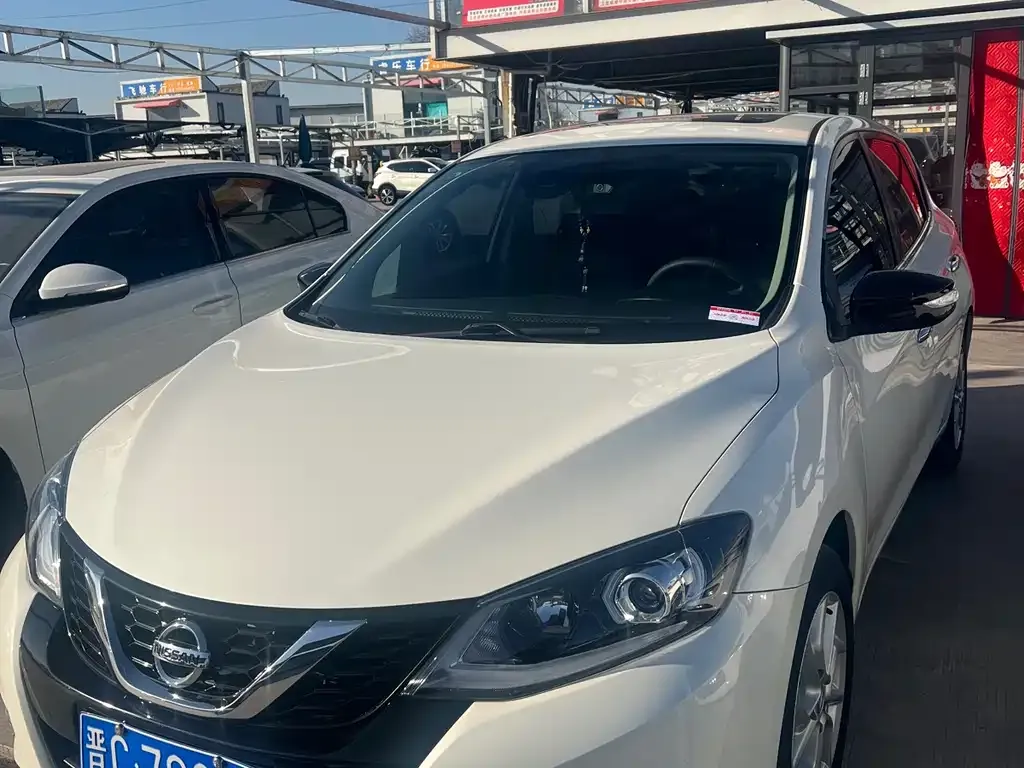 Nissan Tiida 2022 из CN, фото 1