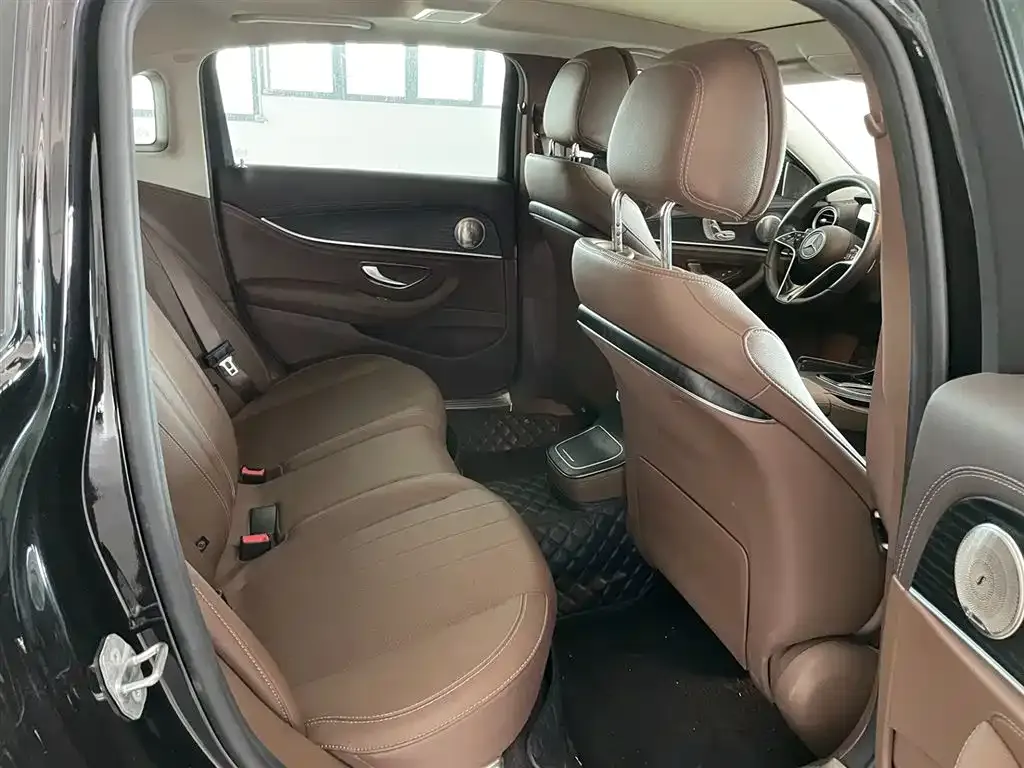 Mercedes-Benz E-Class 2024 из CN, фото 10