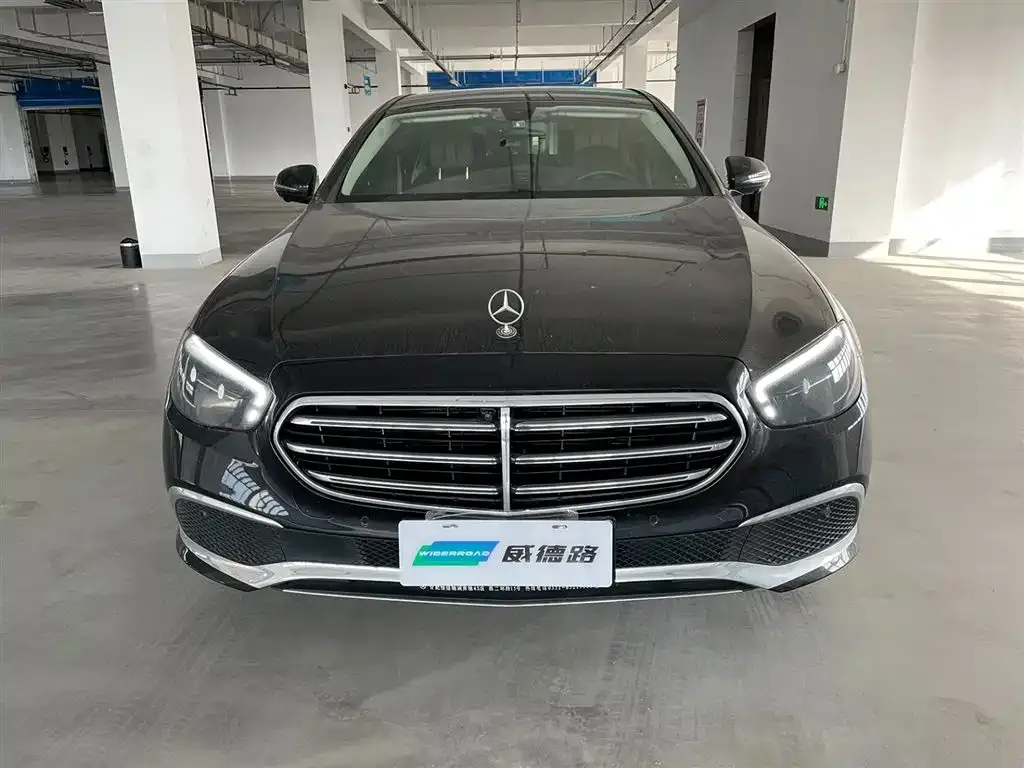 Mercedes-Benz E-Class 2024 из CN, фото 2