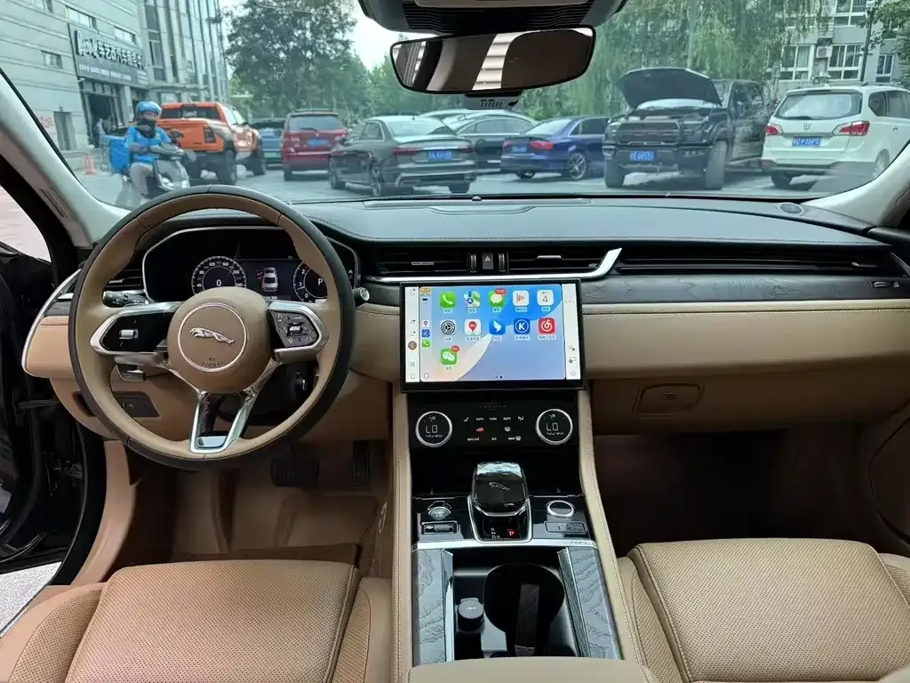 Jaguar XFL 2023 из CN, фото 7