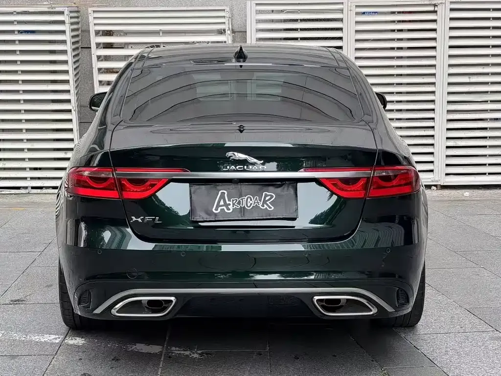 Jaguar XFL 2023 из CN, фото 9