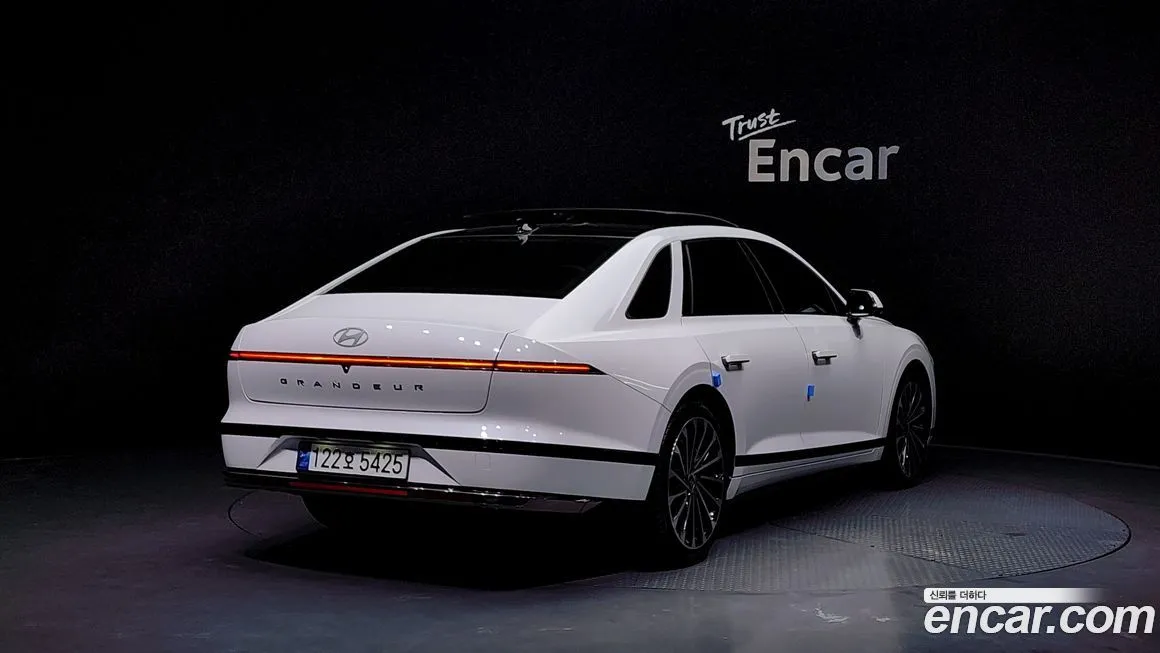 Hyundai Grandeur 2024 из KR, фото 2