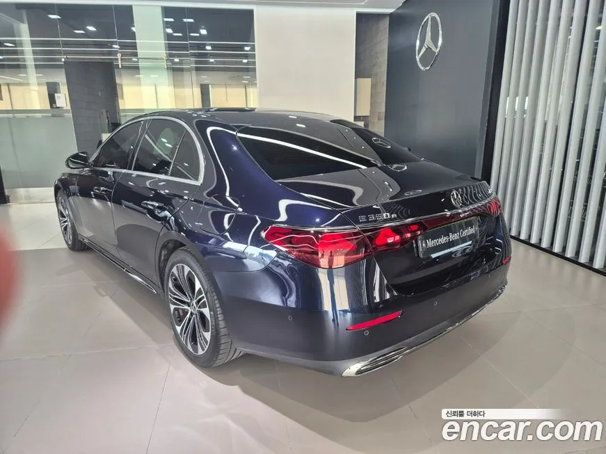 Mercedes-Benz E-Class 2025 из KR, фото 2