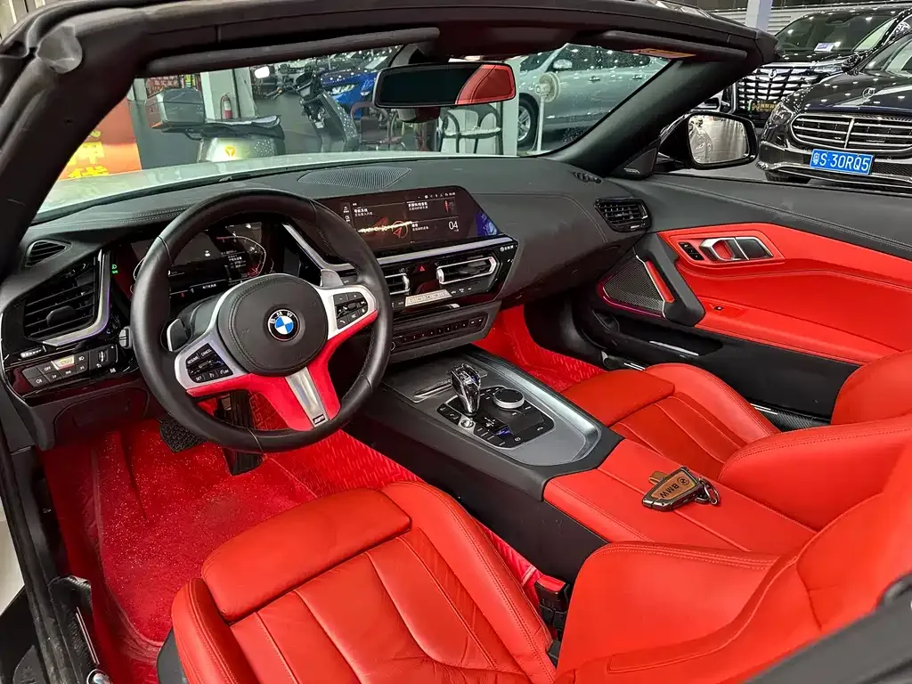 BMW Z4 2022 из CN, фото 8