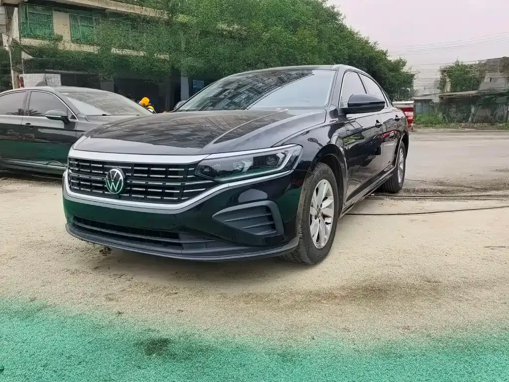 Volkswagen Passat 2022 из CN, фото 1