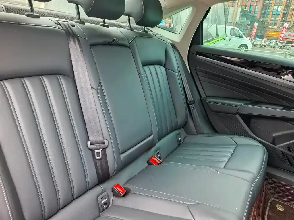 Volkswagen Passat 2022 из CN, фото 6