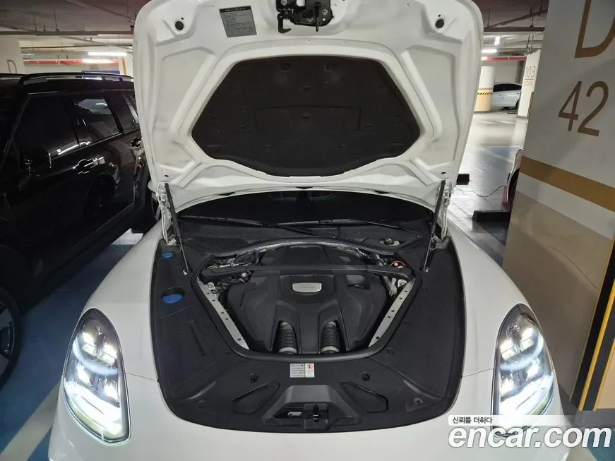 Porsche Panamera 2021 из KR, фото 7