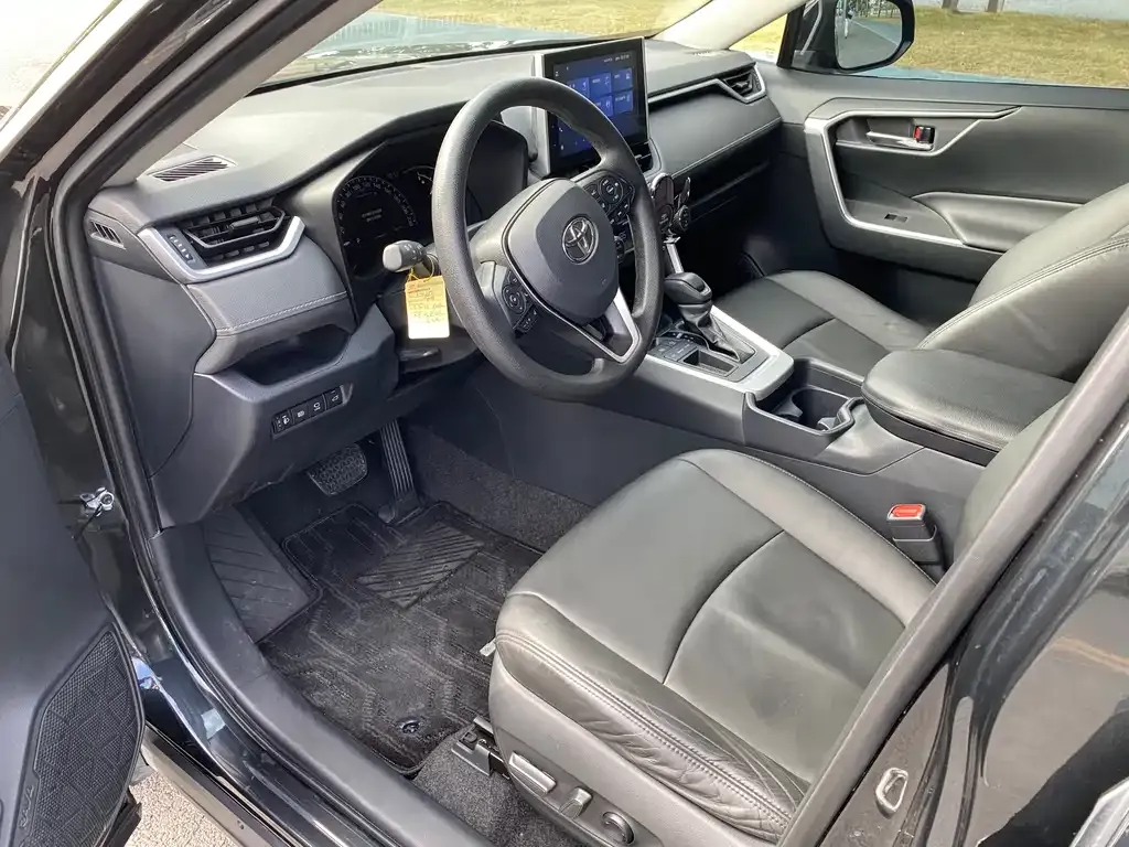 Toyota RAV4 2021 из CN, фото 5