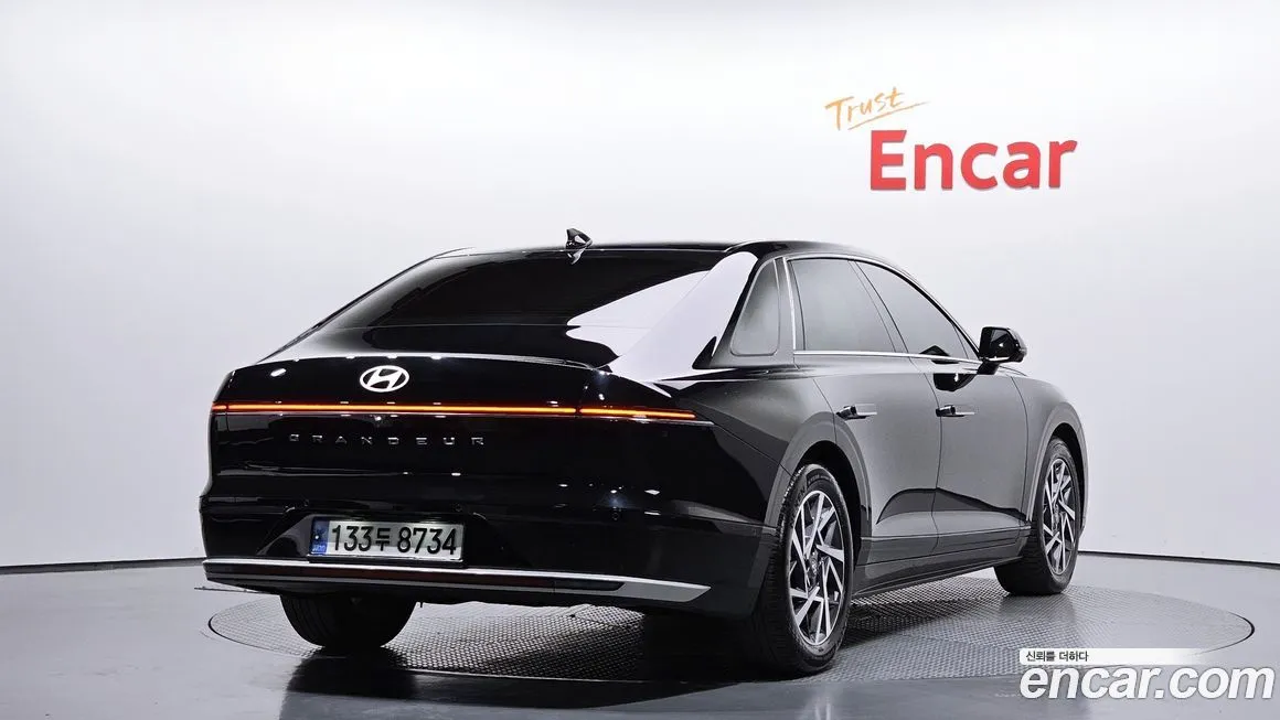 Hyundai Grandeur 2023 из KR, фото 2