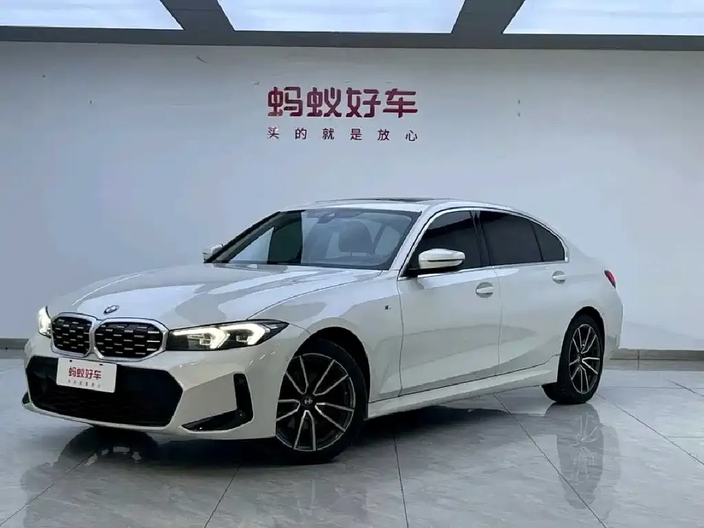 BMW 3 Series 2024 из CN, фото 1