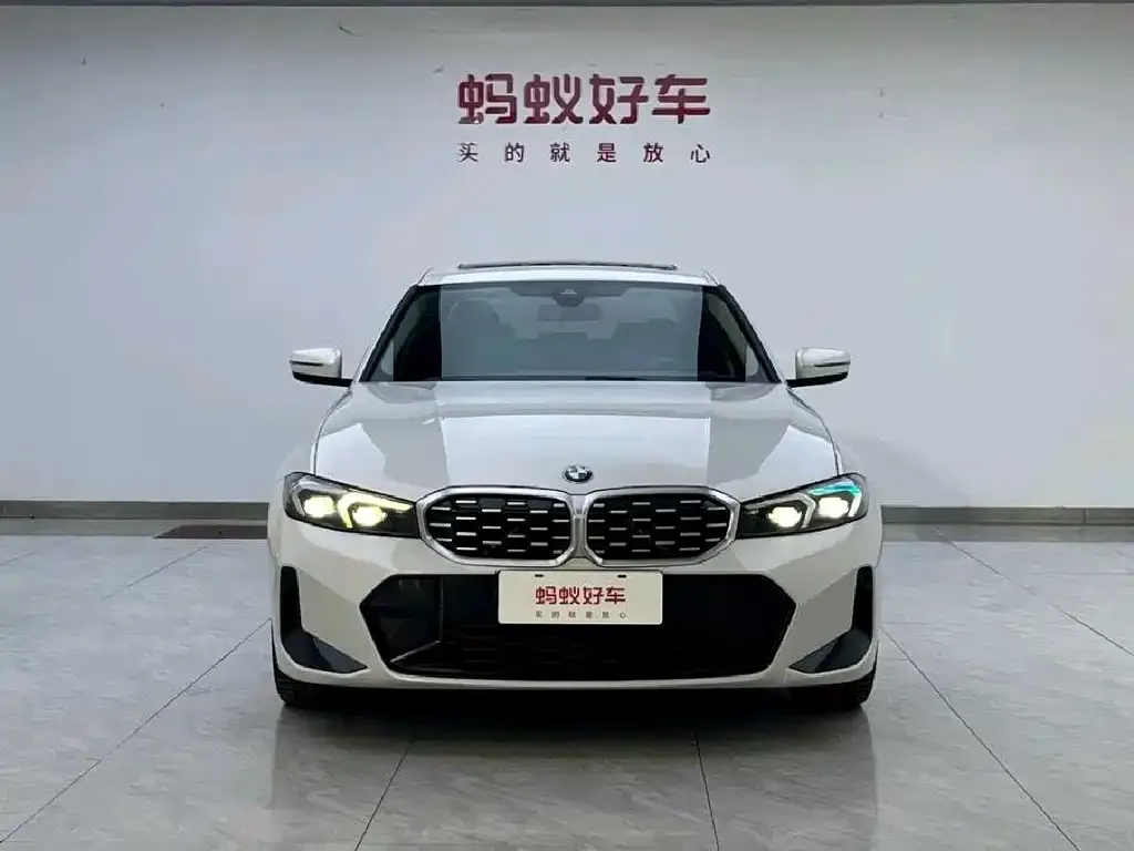 BMW 3 Series 2024 из CN, фото 2