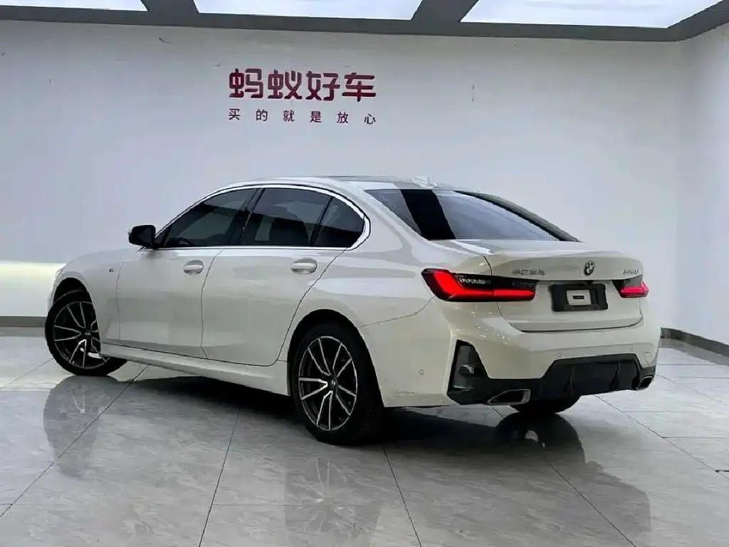 BMW 3 Series 2024 из CN, фото 4