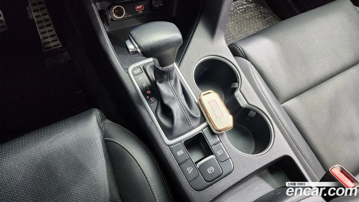 Kia Sportage — фото 9