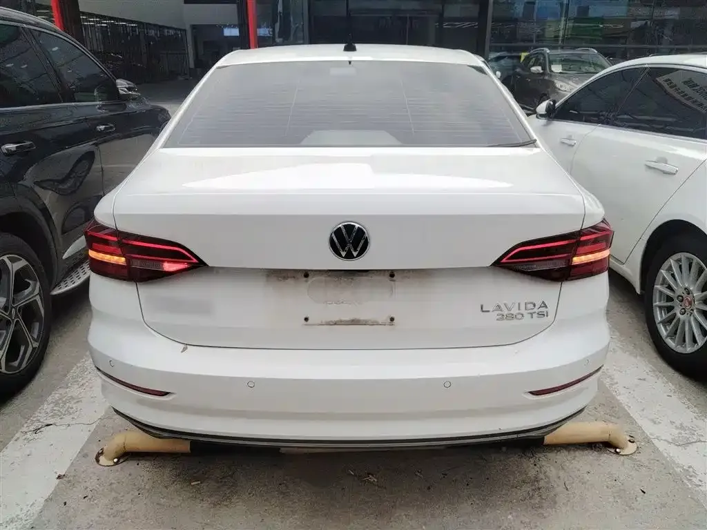 Volkswagen Lavida 2021 из CN, фото 6