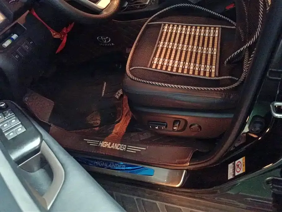 Toyota Highlander 2021 из CN, фото 9