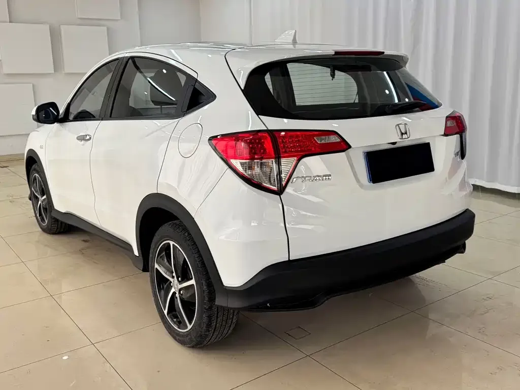 Honda Vezel 2021 из CN, фото 4