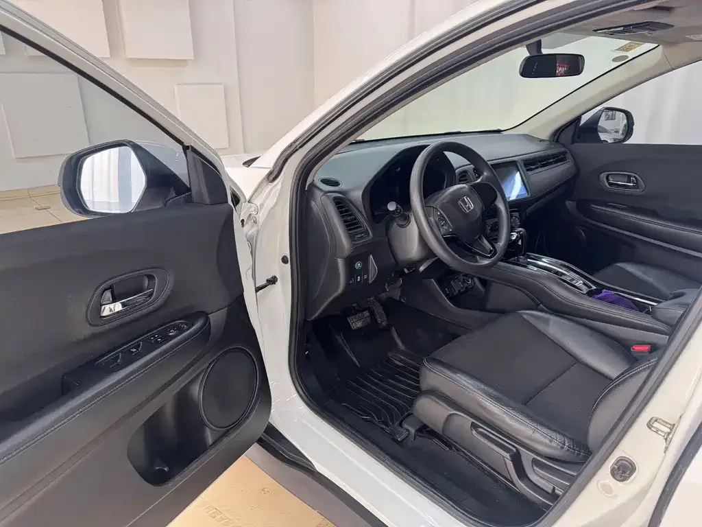 Honda Vezel 2021 из CN, фото 7