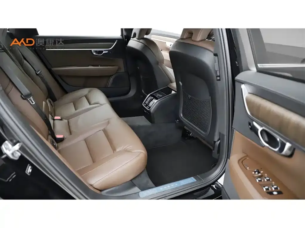 Volvo S90 2022 из CN, фото 8