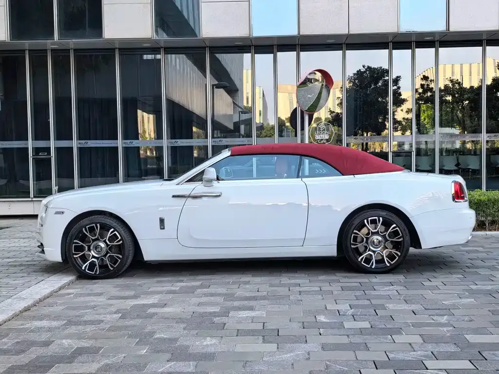 Rolls-Royce Dawn 2021 из CN, фото 8