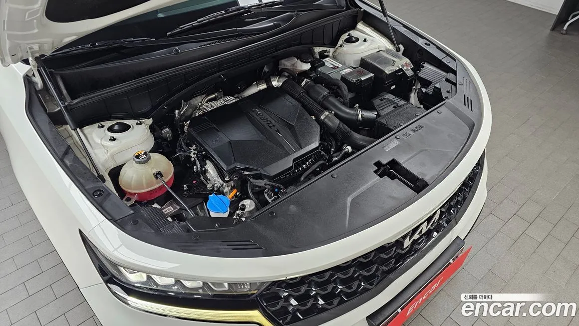 Kia Sorento — фото 6
