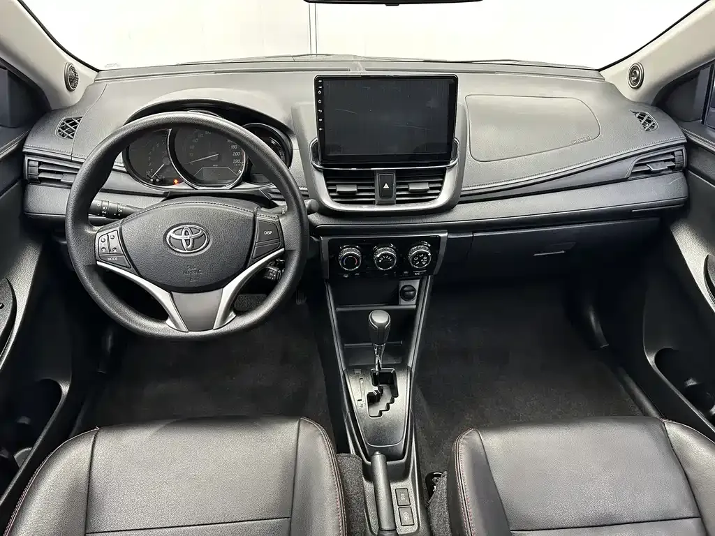 Toyota Yaris L 2022 из CN, фото 6
