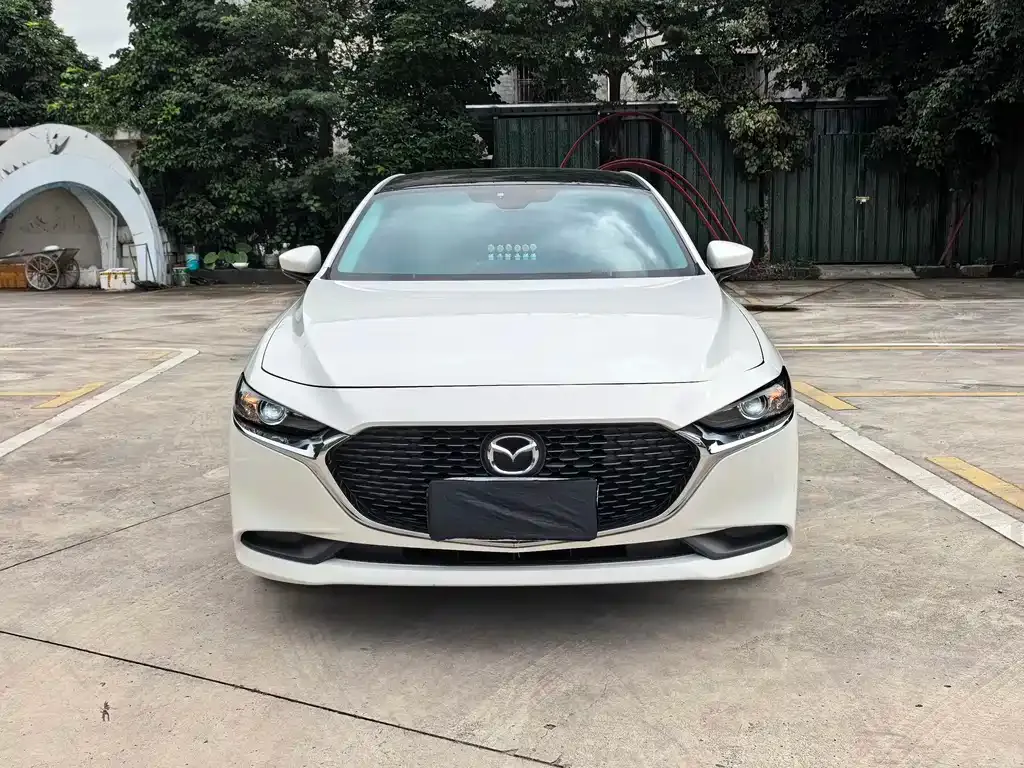Mazda 3 Axela 2022 из CN, фото 3