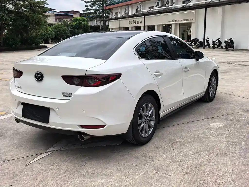 Mazda 3 Axela 2022 из CN, фото 5