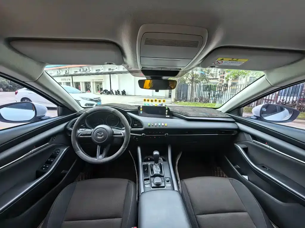 Mazda 3 Axela 2022 из CN, фото 8