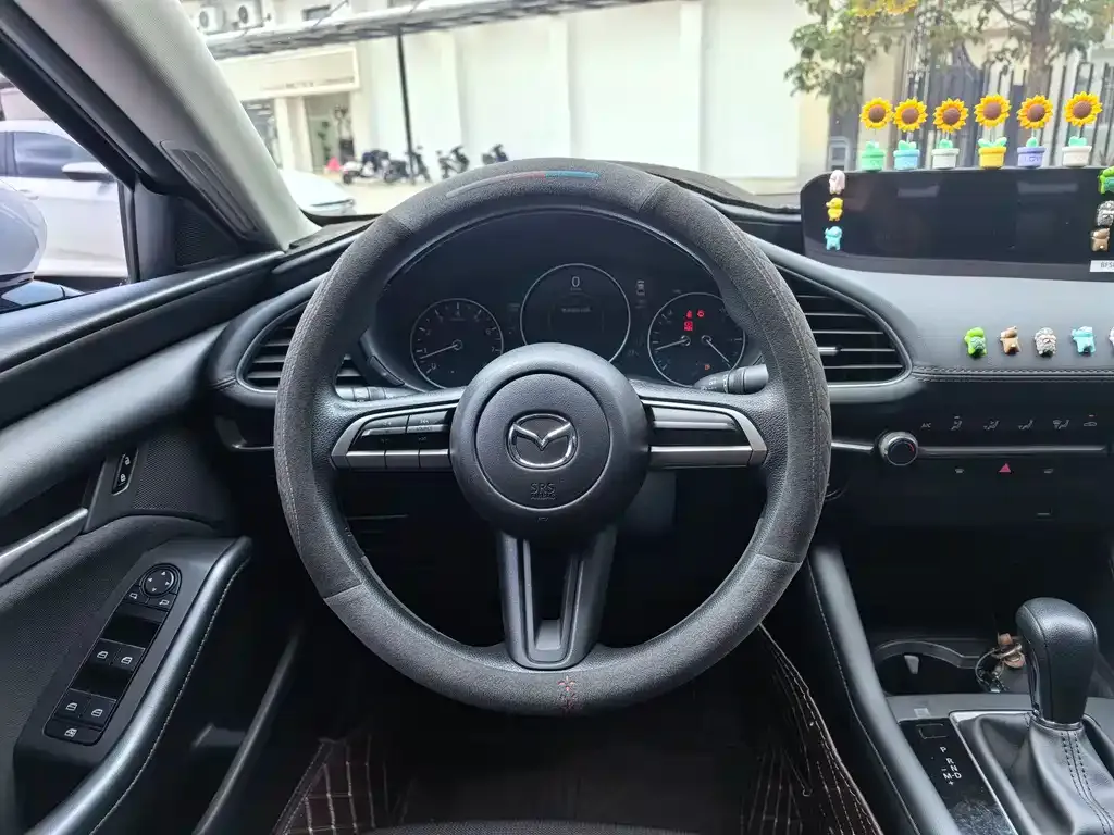 Mazda 3 Axela 2022 из CN, фото 9