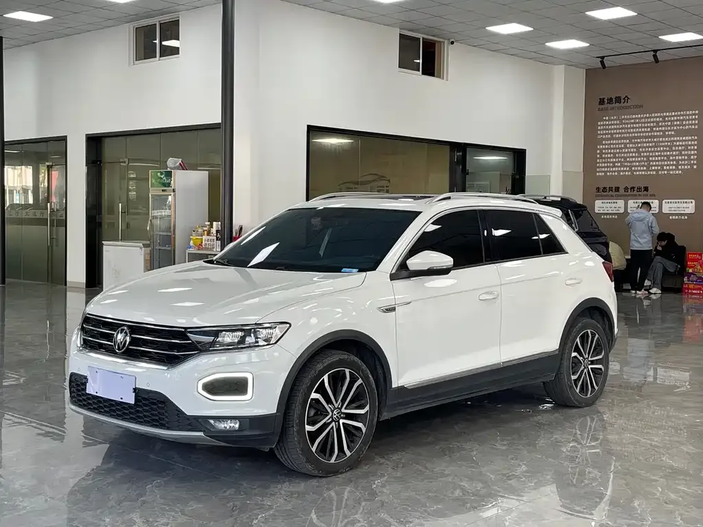 Volkswagen T-Roc 2021 из CN, фото 1